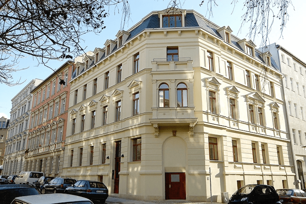 Fassade: Adolf-von-Harnack Straße 23